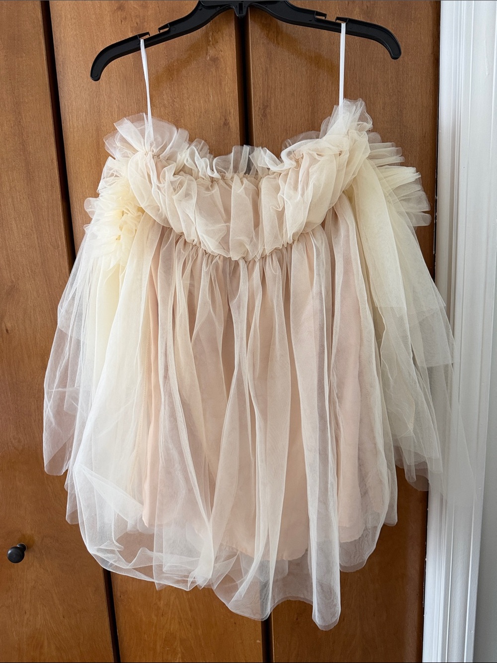 Soft Ivory Tulle strapless off-shoulder Blouse with sleeves - Picture 5 of 8